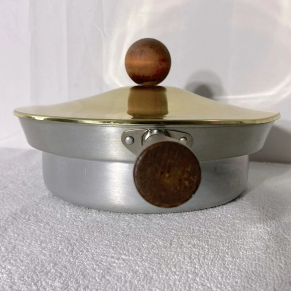 Vintage Aluminium Pan Sauce Pan With Gold Tone Lid & Wood Handles - Picture 5 of 12